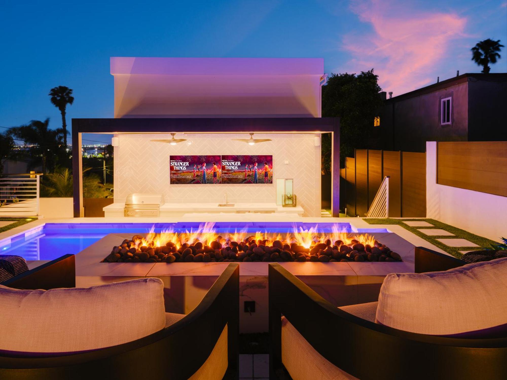 Luxury Pool, Spa, Swim Up Bar And Bay Views